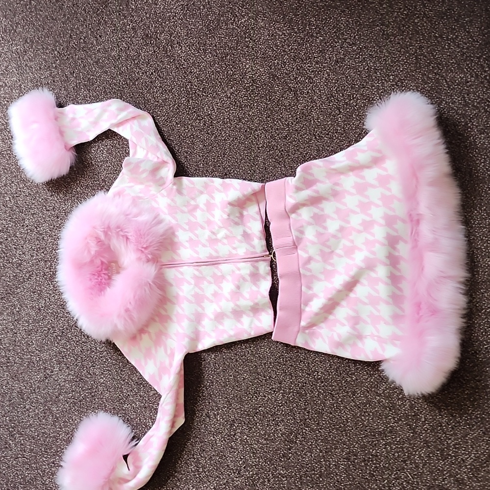 Show Me Your MuMu Pink and White Set